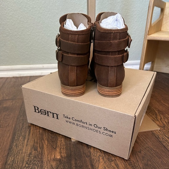 Born | Moraga in Glazed Ginger Distressed (Brown) - Picture 9 of 12